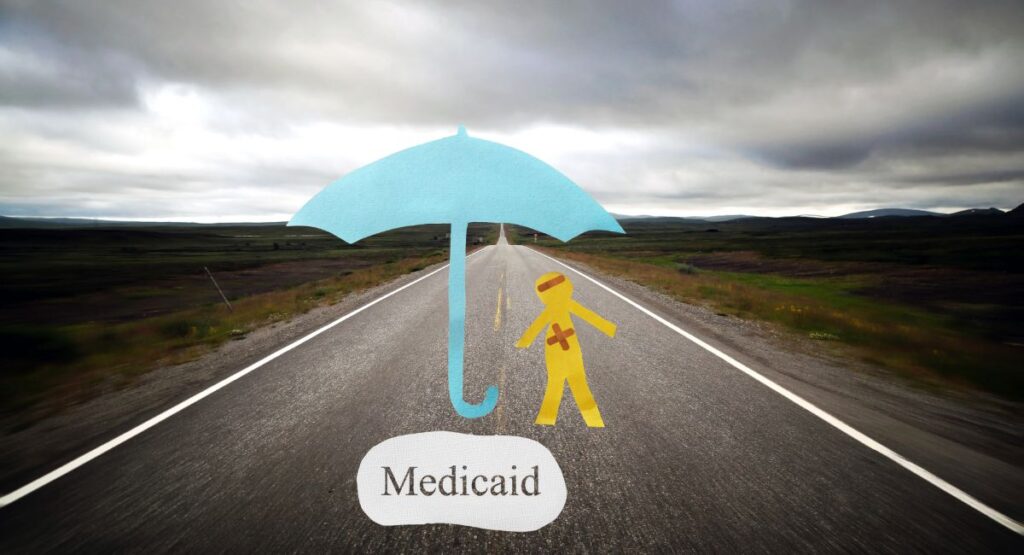 When Lifelines Are Threatened: Ethnic Media Join ACOM in Defending Medicaid at 60